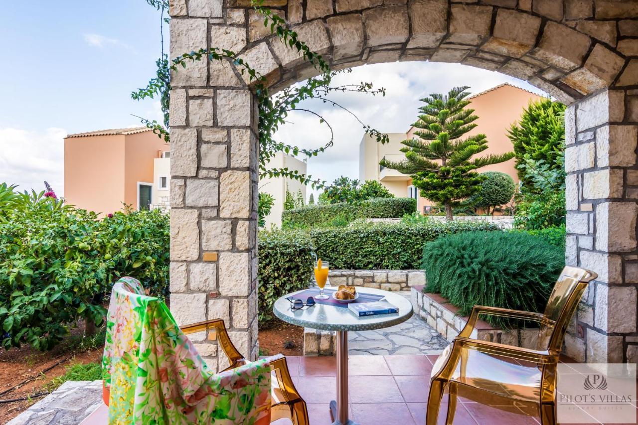 Pilot'S Villas Luxury Suites Hersonissos  Ngoại thất bức ảnh