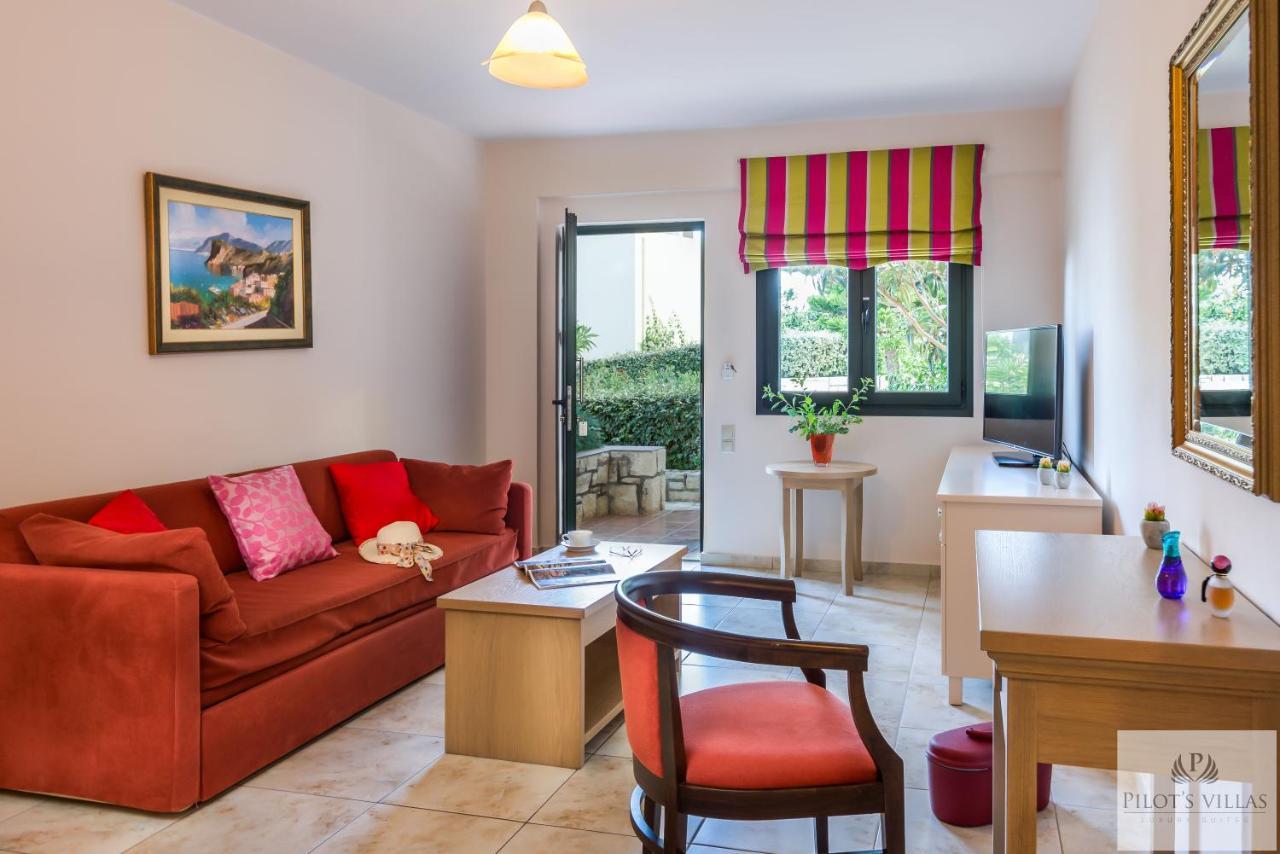 Pilot'S Villas Luxury Suites Hersonissos  Ngoại thất bức ảnh