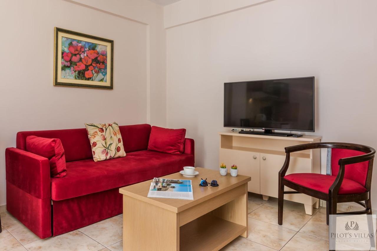 Pilot'S Villas Luxury Suites Hersonissos  Ngoại thất bức ảnh