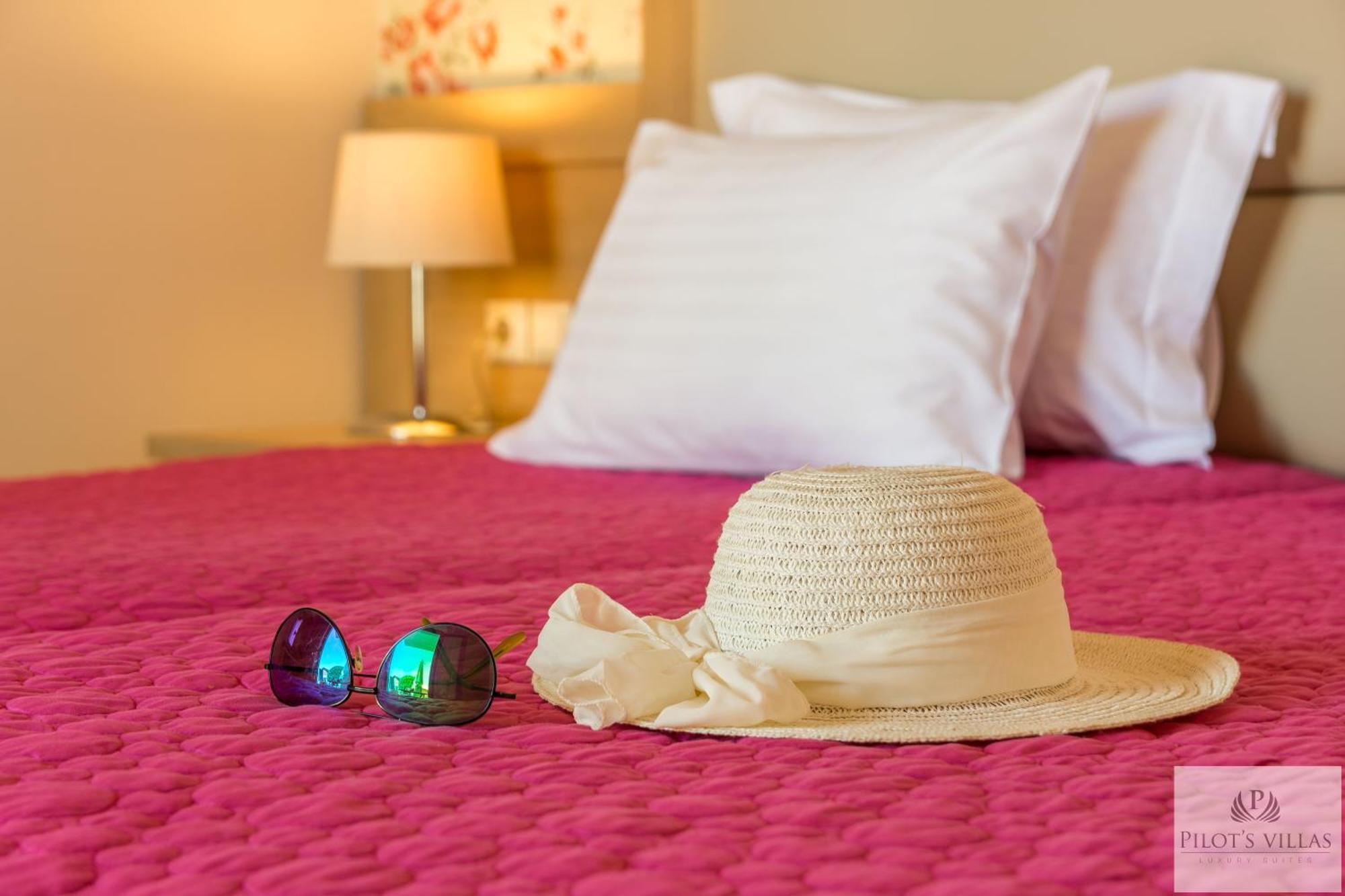 Pilot'S Villas Luxury Suites Hersonissos  Phòng bức ảnh